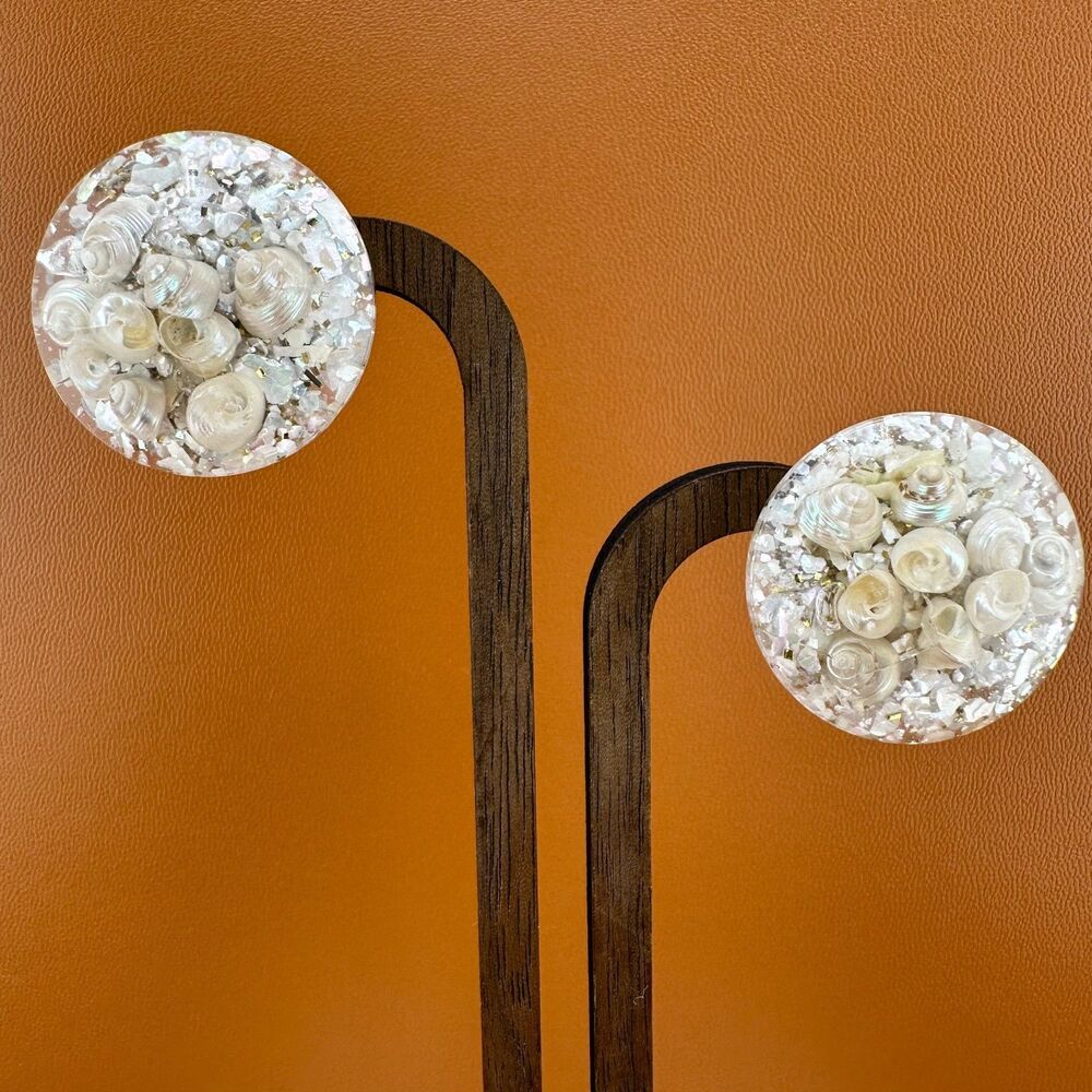Vintage Confetti Lucite Clip On Earrings Pearlized White Embedded Sea Shells